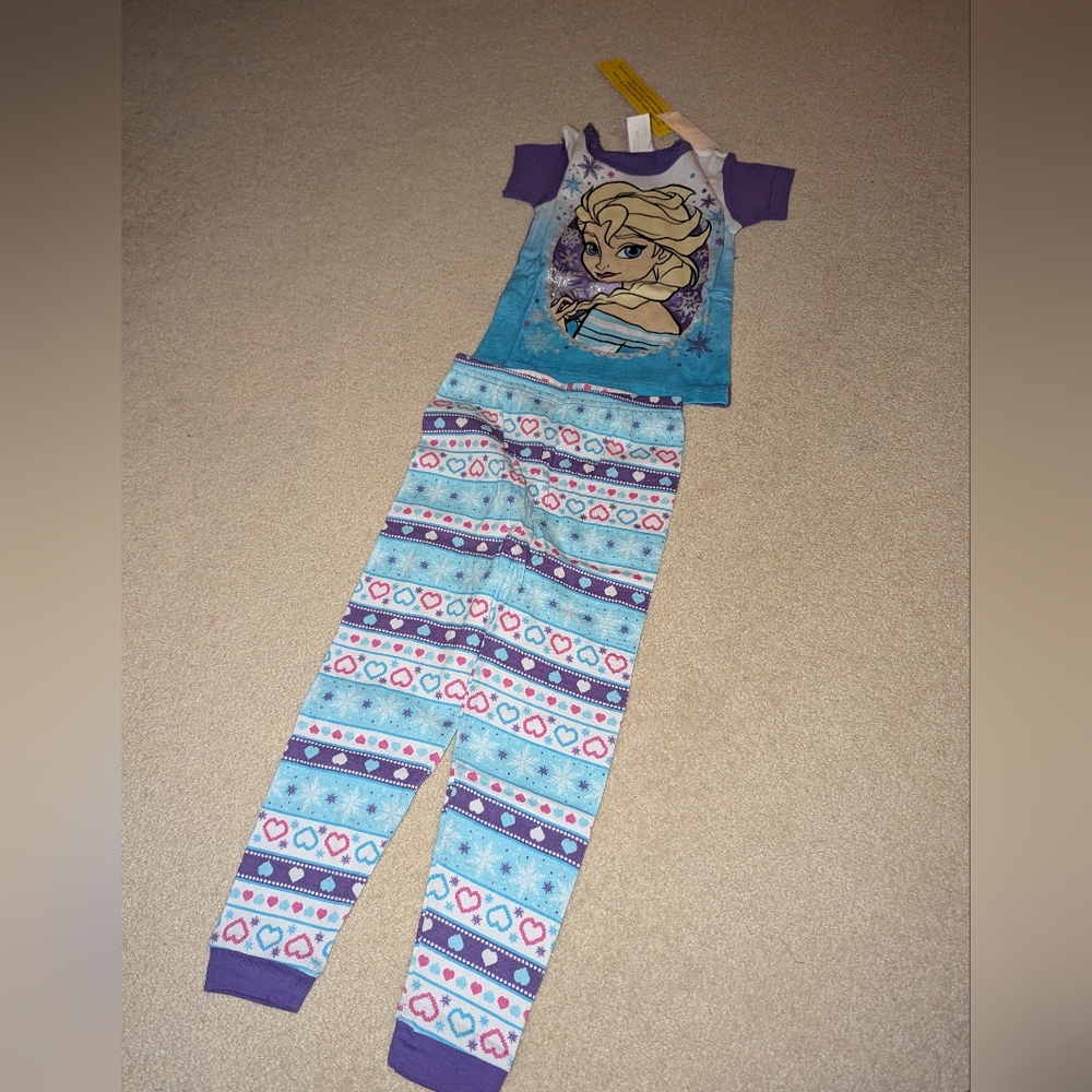 Nwt Disney Frozen 4t pajama set